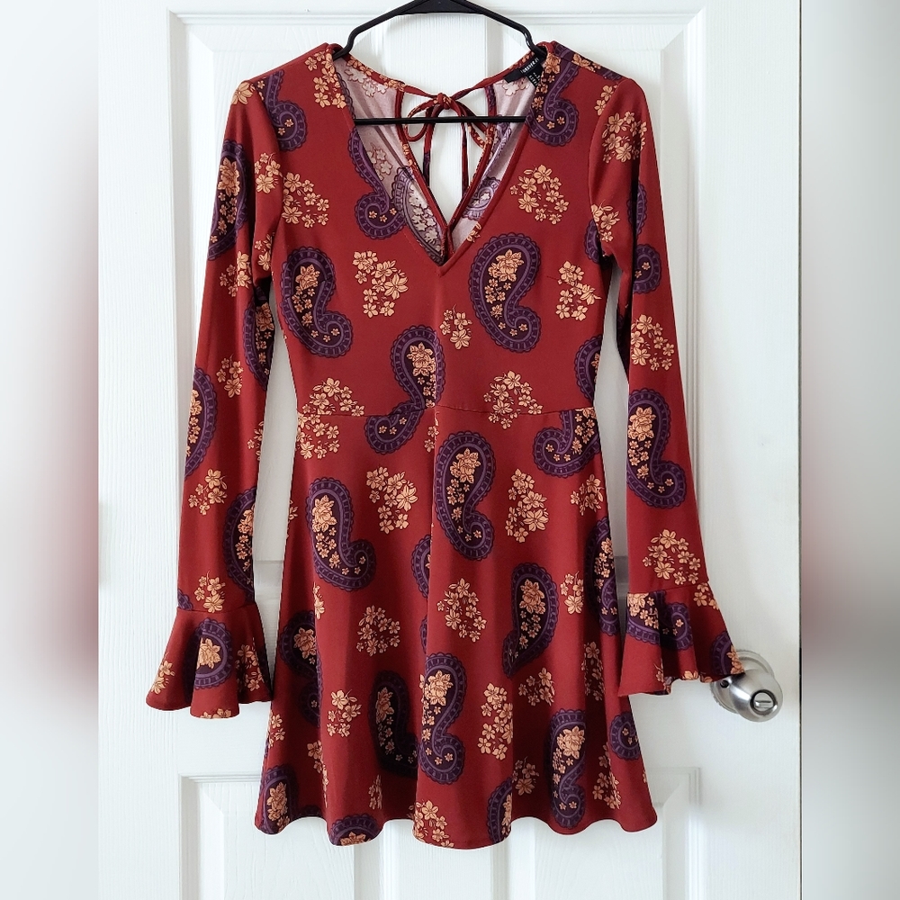 Forever 21 Mod Paisley Print Mini Dress